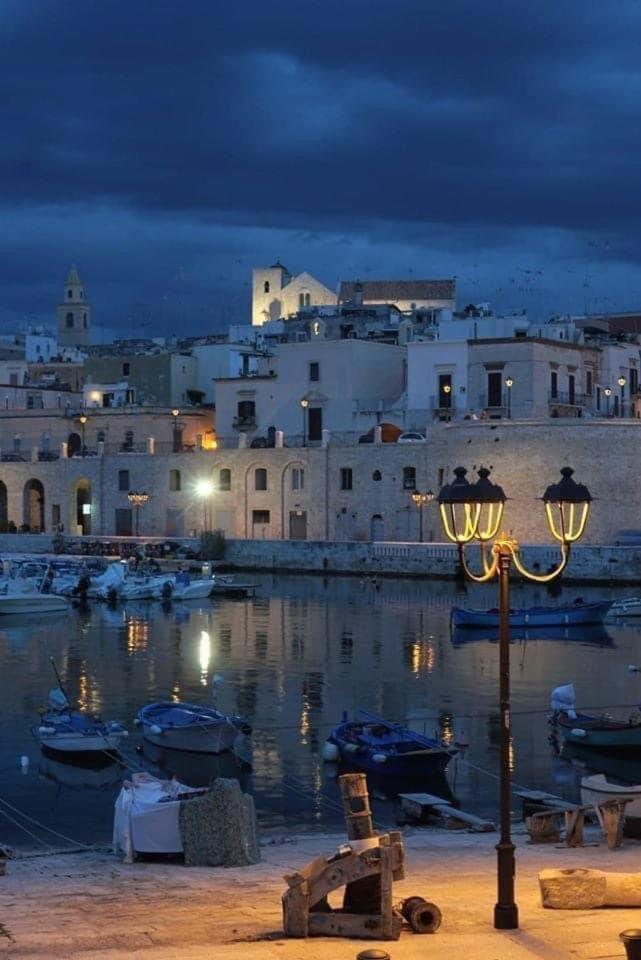 La Torre Di Dama Bisceglie Exterior foto